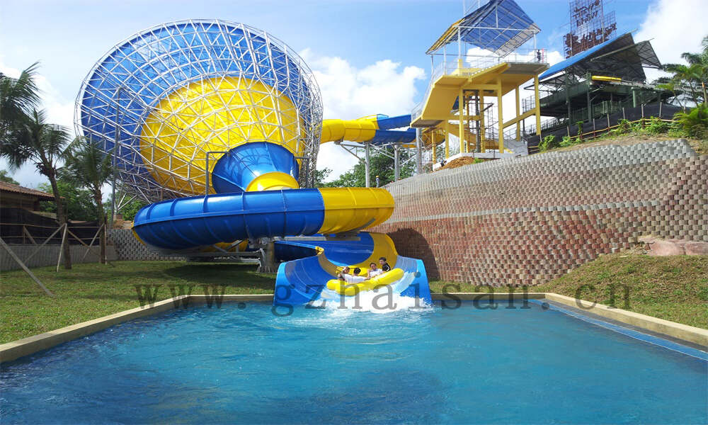 儿童水上滑梯价格大揭秘,选对不踩雷